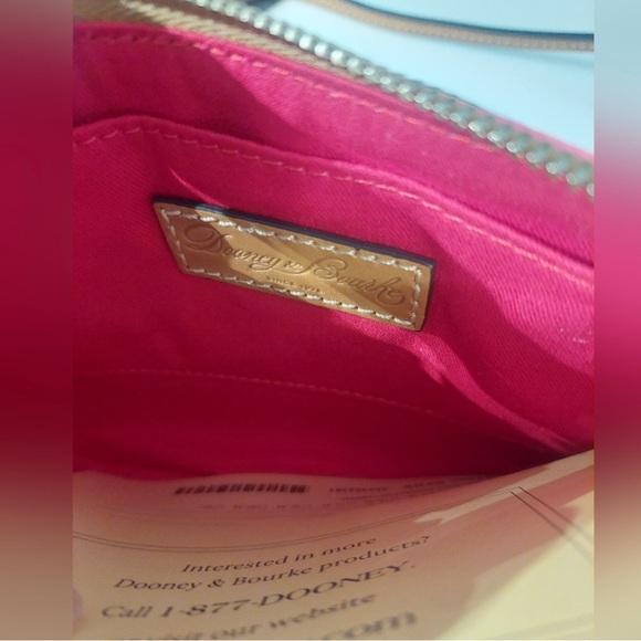 Dooney & Bourke, Kirby Lexi Crossbody
Like new - Picture 7 of 7